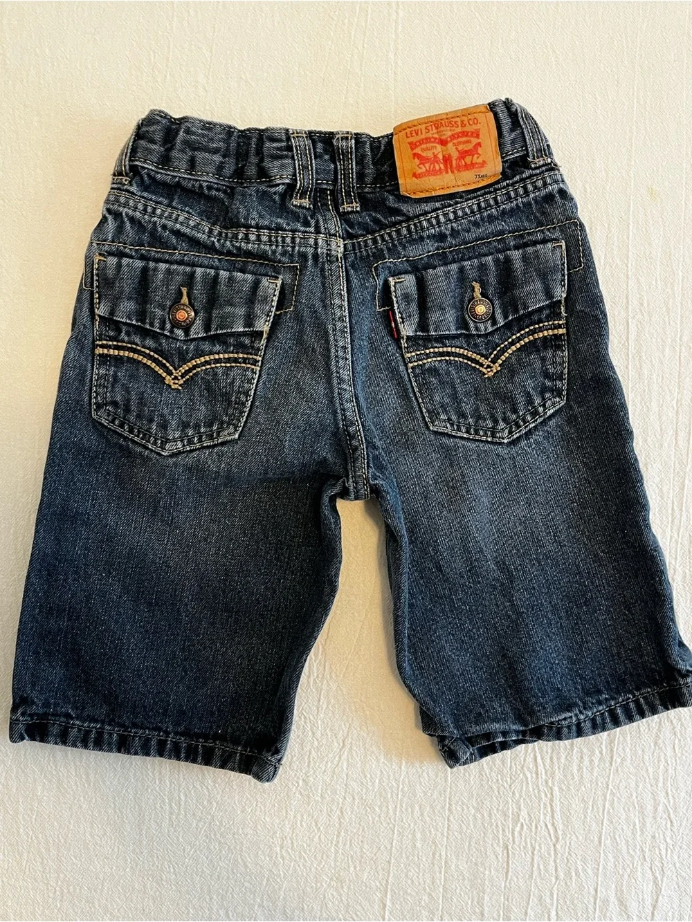 Levi’s Kids 7x Denin Jean Shorts Dark Wash Adjustable Waist Bermuda Flap Pockets